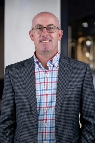 Chas Madden Headshot